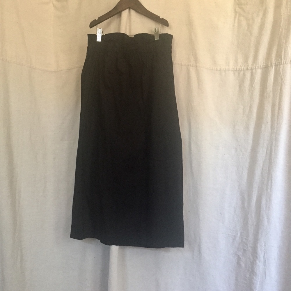 Black Skirt